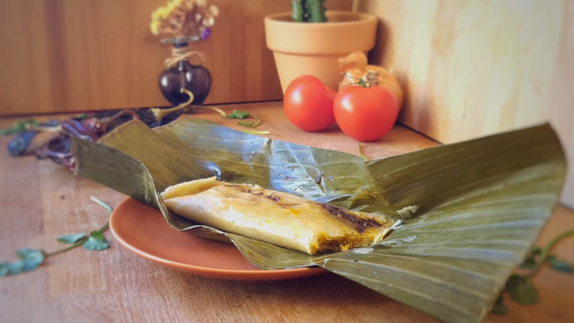 Tamal pollo con mole