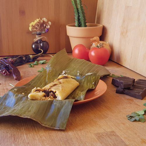 tamal pollo con mole